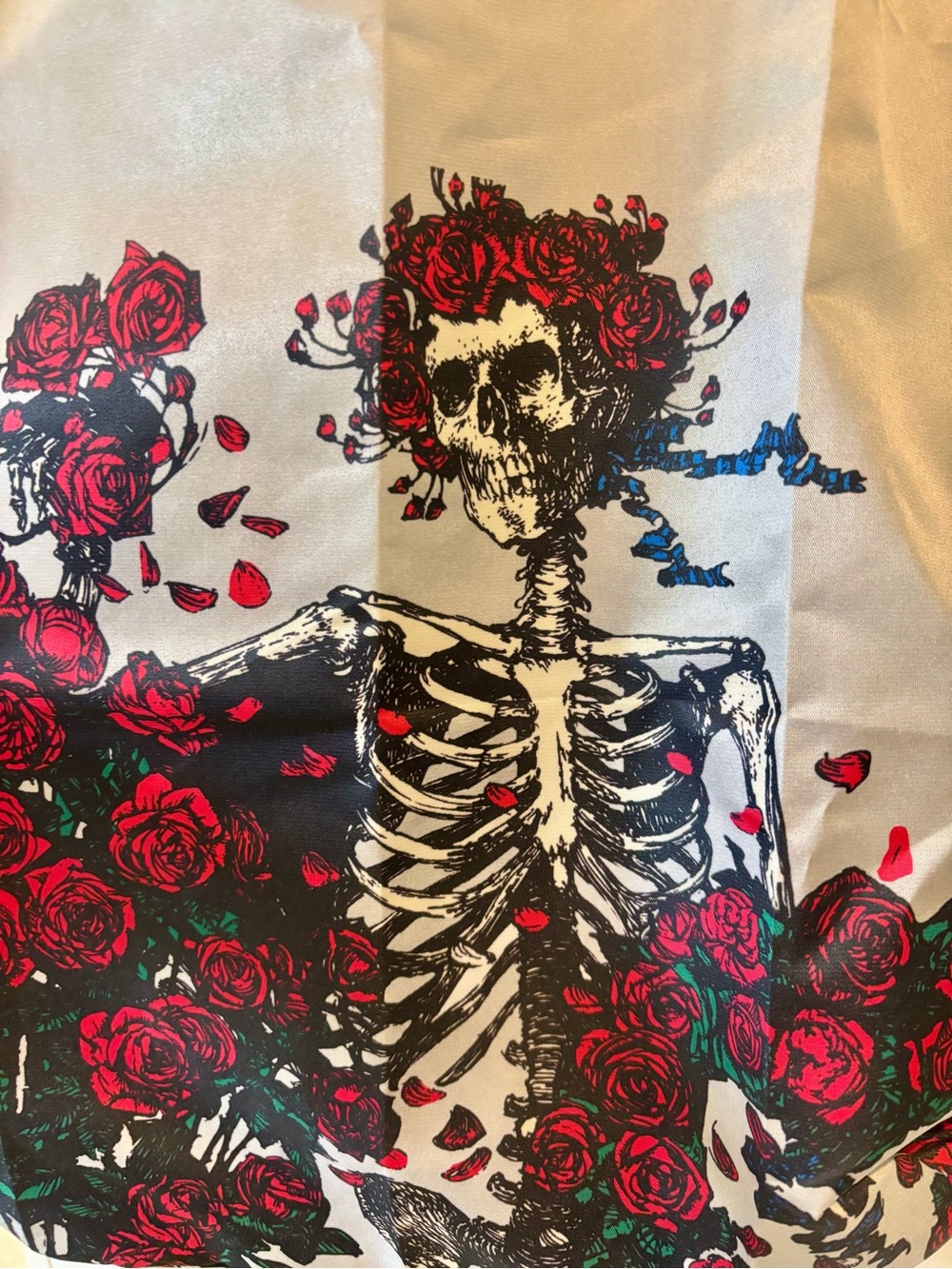 NWOT Silky Silver Grateful Dead Bertha Tote Bag with Red Roses & Skeleton Design - Picture 4 of 5